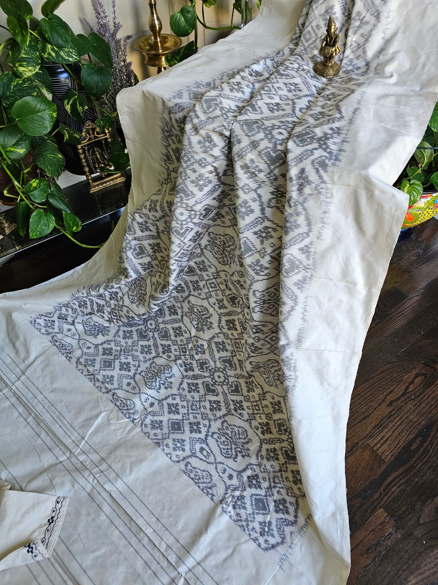 Pure ikkat silk with white and black