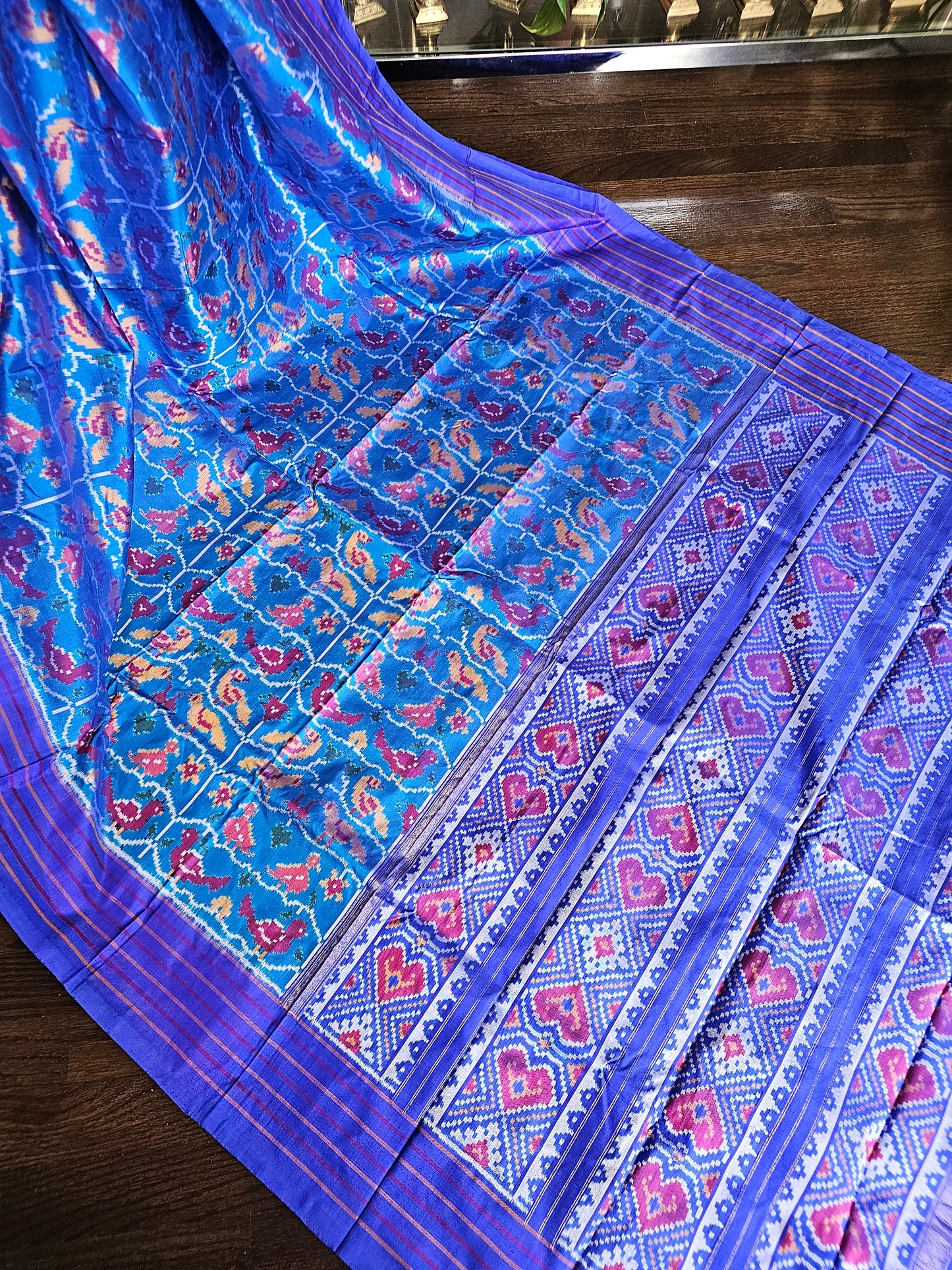 Pure Single Ikkat - Birds and hearts combination