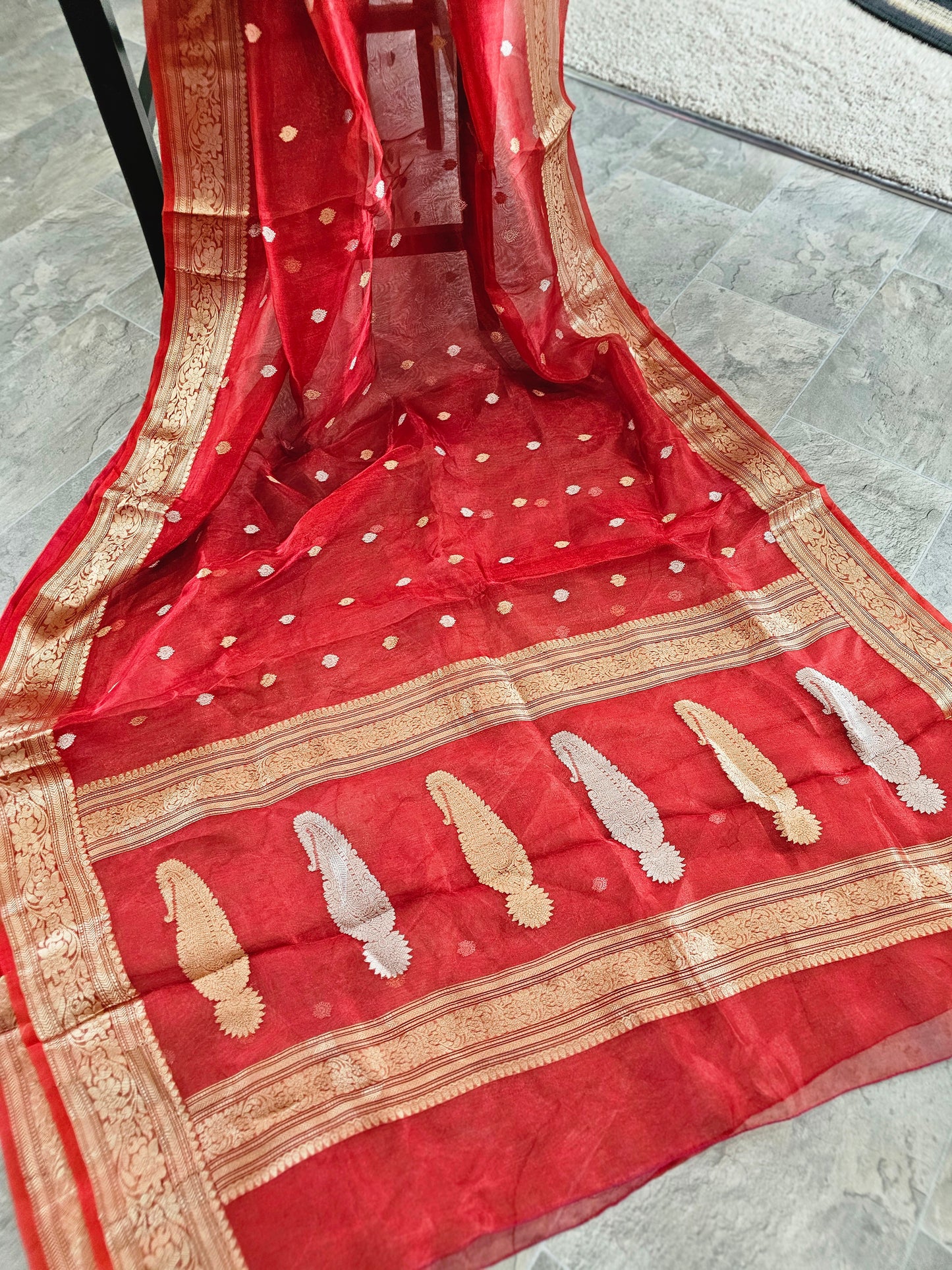 Pure Banaras Tissue