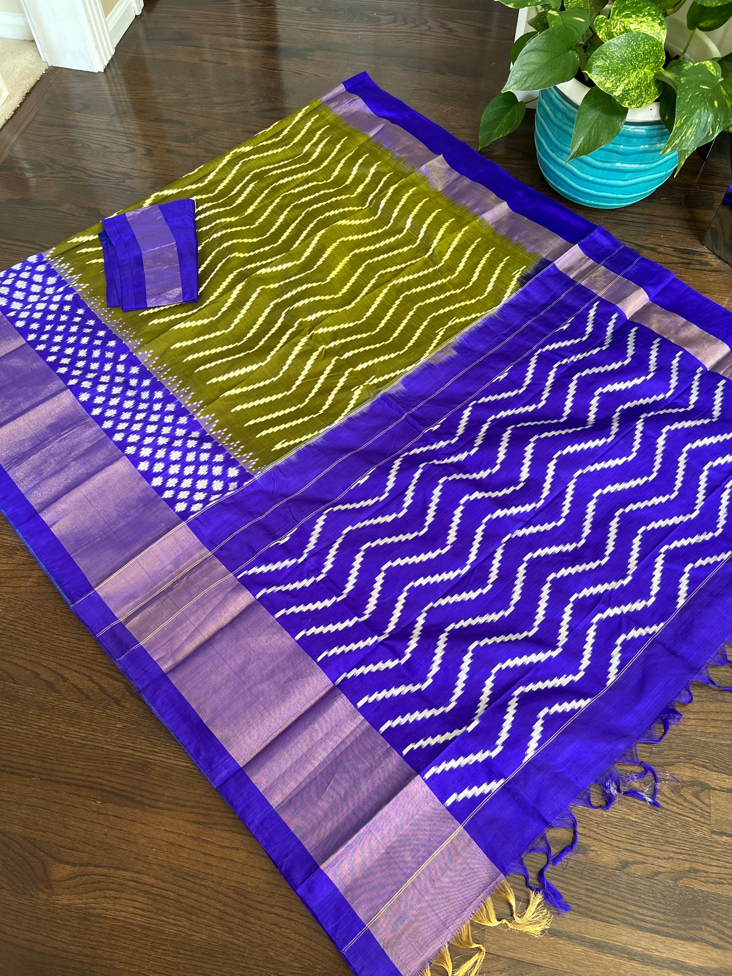 Pure Ikkat Silk - Dark olive green with robin blue border and pallu