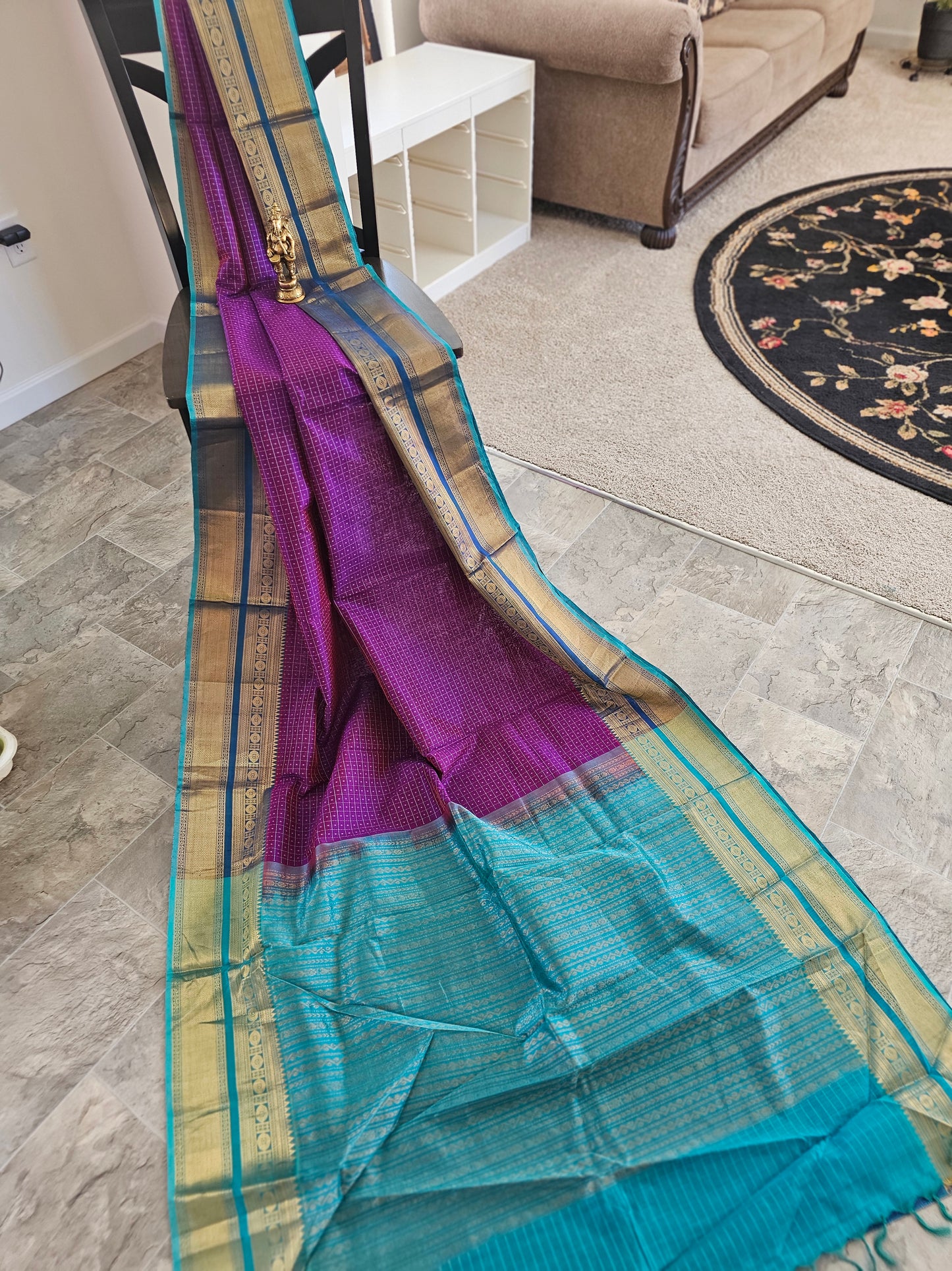 Pure Silk Coltton. - Lakshadeepam with Reeta pet border along with contrast border