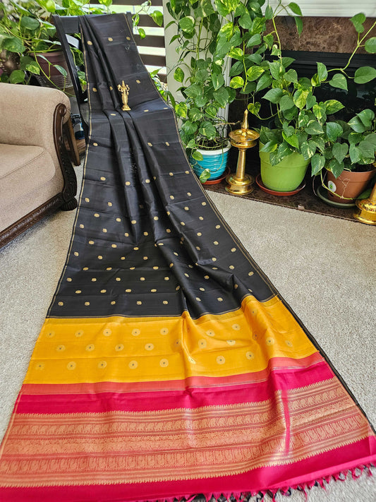 Kanchipuram Silk Saree with Double Pallu