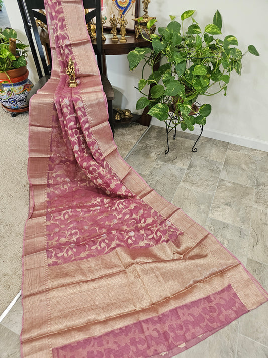 Kotta zari saree with solid colors