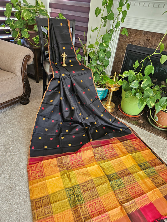 Black Threadwork kanchi