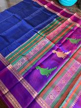 Load image into Gallery viewer, A beautiful kanchipuram combination of pure zari and thread work!!!!!
